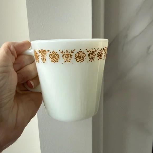 Pyrex Vintage Butterfly Gold milk glass coffee mug D handle - Picture 1 of 5